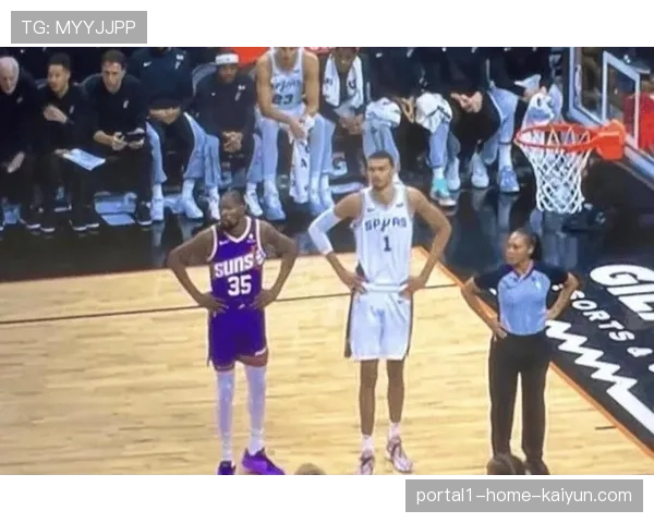 火箭主场不敌马刺 年轻球队稳定性问题再度暴露 火箭主场不敌马刺 年轻球队稳定性问题再度暴露